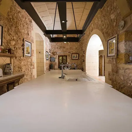 Holiday home Ta' Kullarina Farmhouse With Private Pool In Island Of Gozo