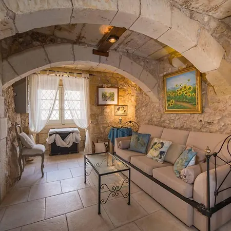 Holiday home Ta' Kullarina Farmhouse With Private Pool In Island Of Gozo *