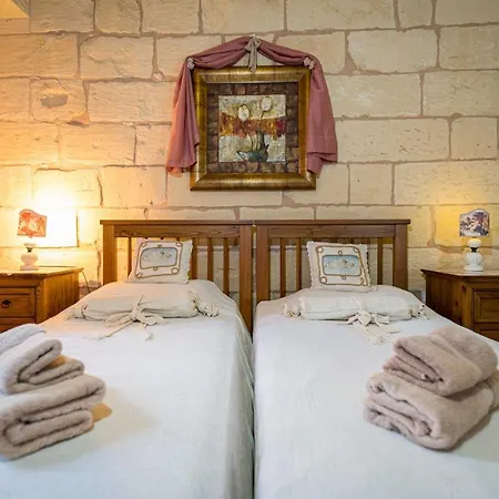 Ta' Kullarina Farmhouse With Private Pool In Island Of Gozo Zebbug (Gozo)